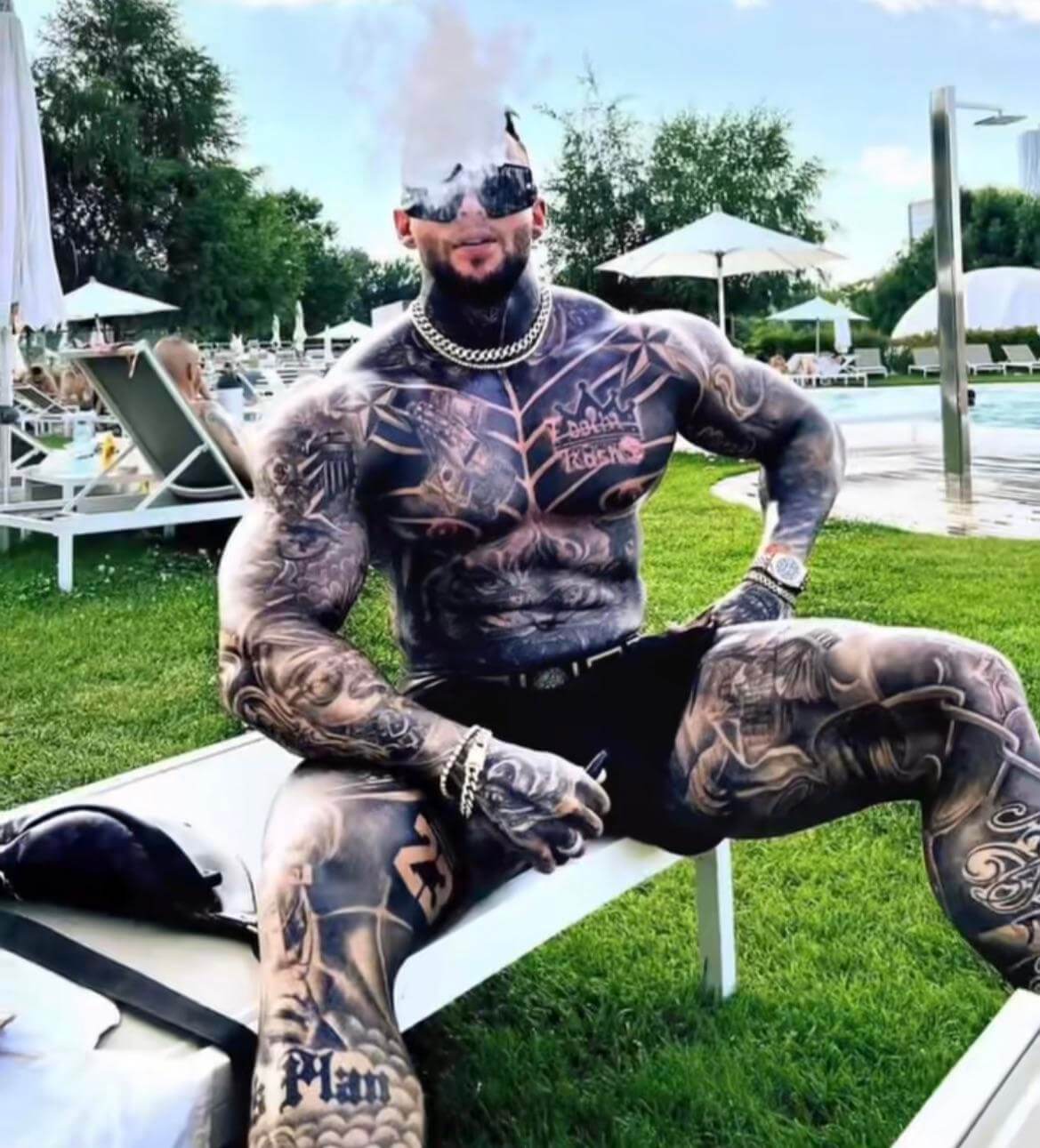 Romanian Final Boss TikTok Instagram: Povestea lui inked_vicenzo.official, Gigachad-ul din România care cucerește internetul