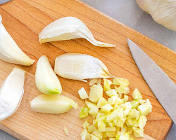 Chopped garlic cloves